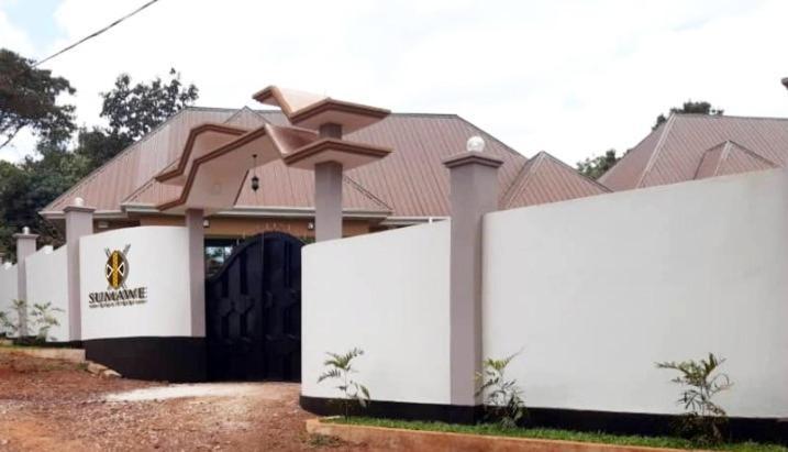 Sumawe Suites Karatu Esterno foto