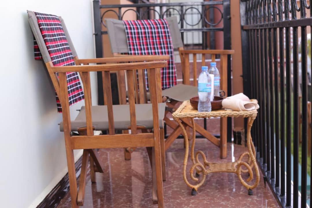 Sumawe Suites Karatu Esterno foto